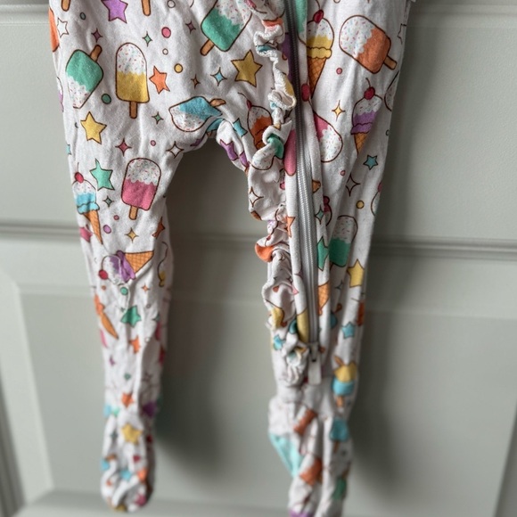 Posh Peanut Bamboo Newborn Ruffle Ice Cream Print Baby One Piece Footie - Picture 4 of 6